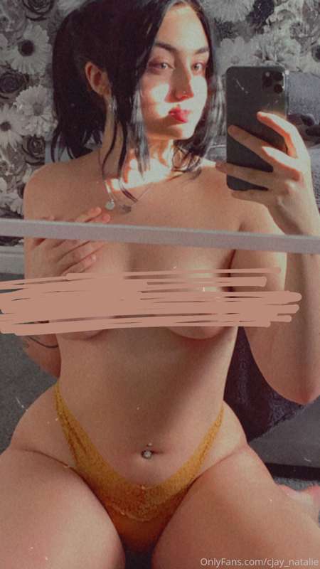 I’ve just sent you this picture in your dms 👅