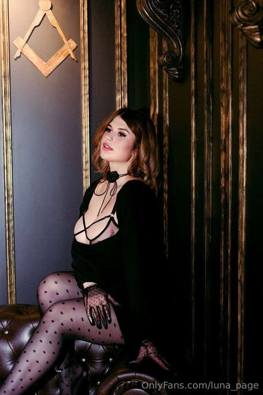 luna_page