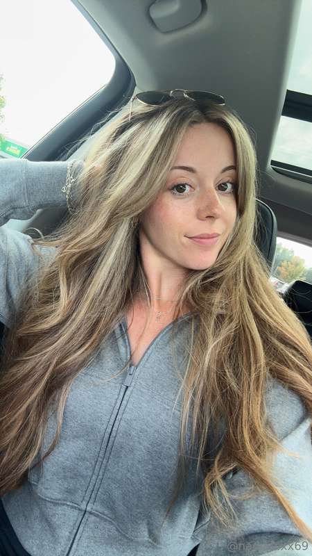 Lil hair touch ups always feel nice!