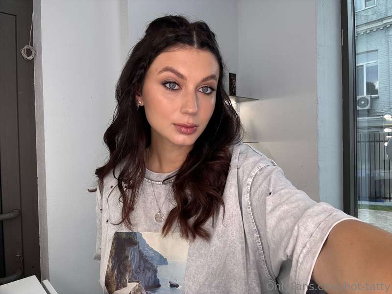 I'm not looking for attention, but connection.🥰 I'm not defi..