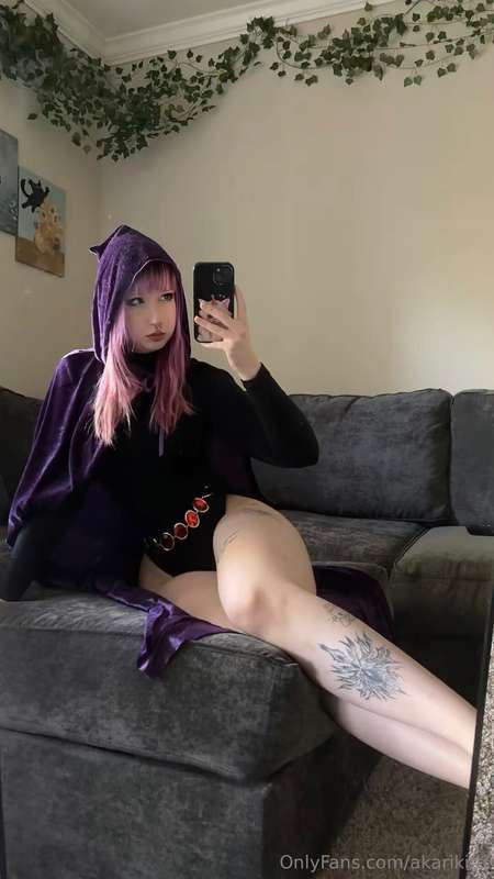 raven toes and ass what more could u want