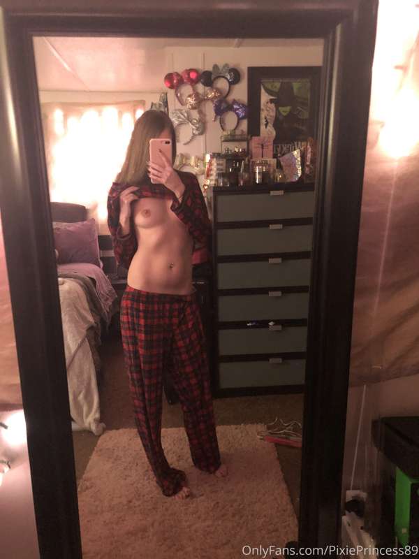 pixieprincess89 image #0