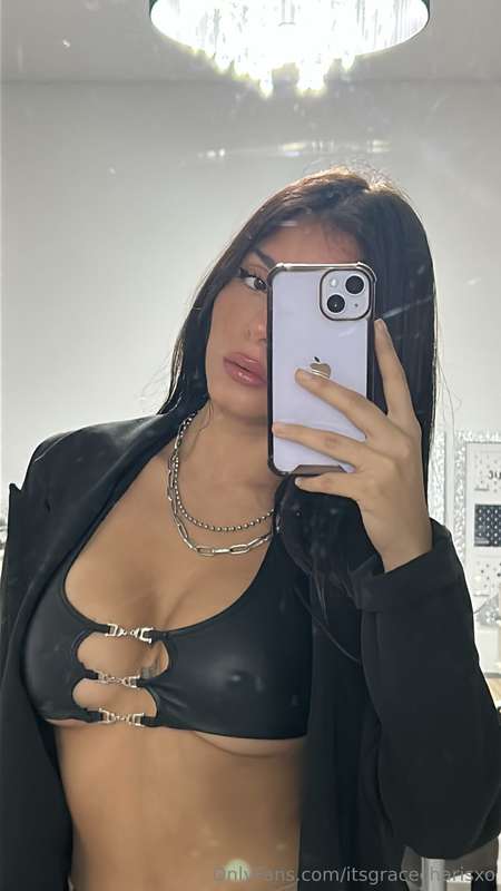 black is 🖤