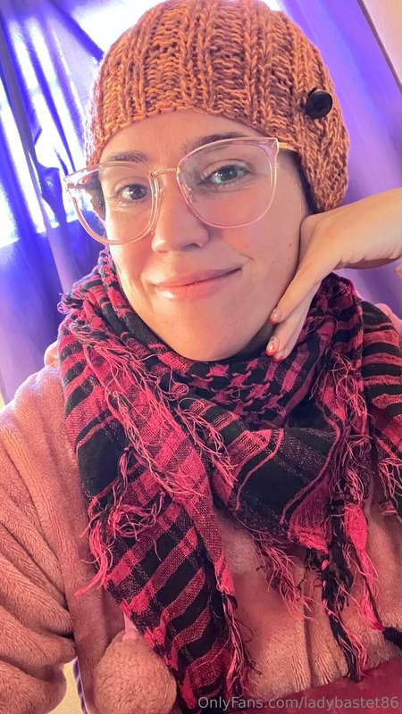 ❄️ Cold weather turns me on… 😏🧣 The more clothes I wear, the..