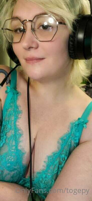 come play star dew valley or call of duty with me