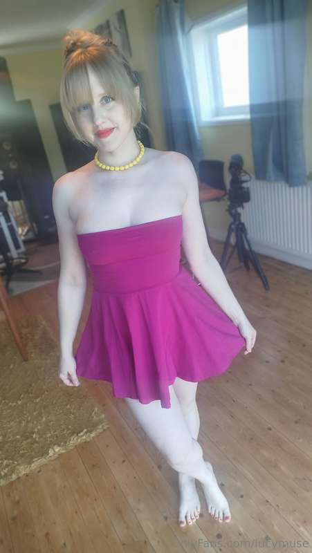 I'm looking forward to a fuck-filled photoshoot tomorrow. I'..