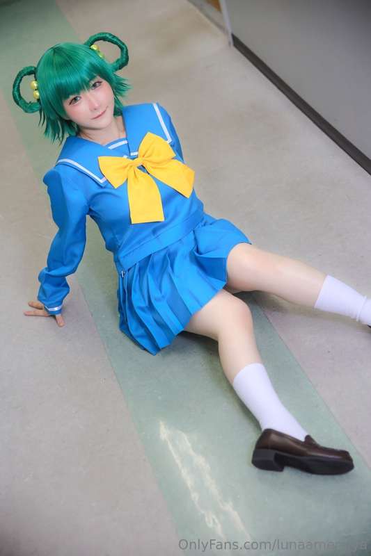 What cosplay should I do next?🤔🩷See the live broadcast at 11..