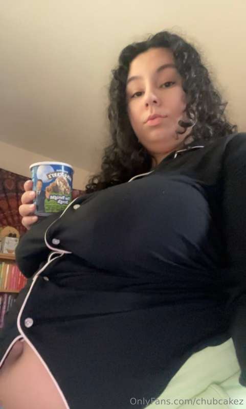 chubcakez image #1
