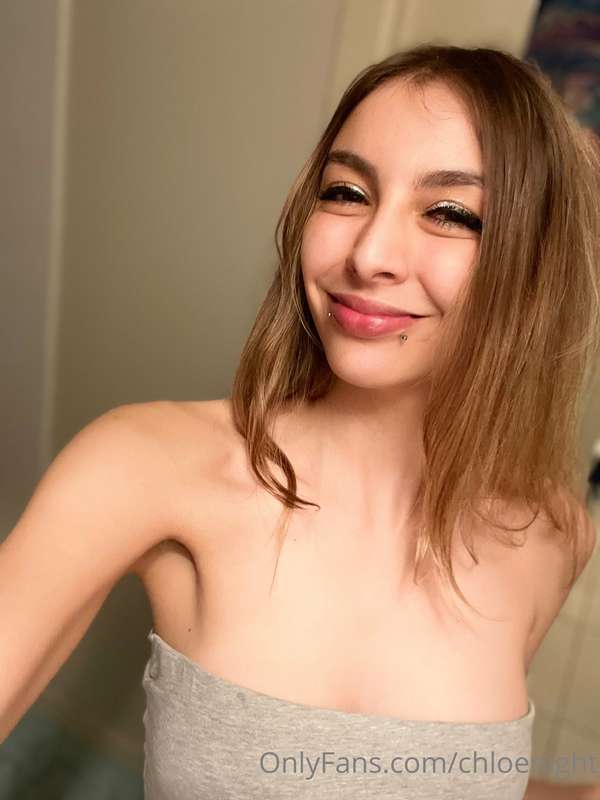 chloenight image #13