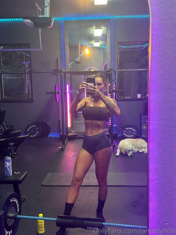 Do you like gym girls? 😈