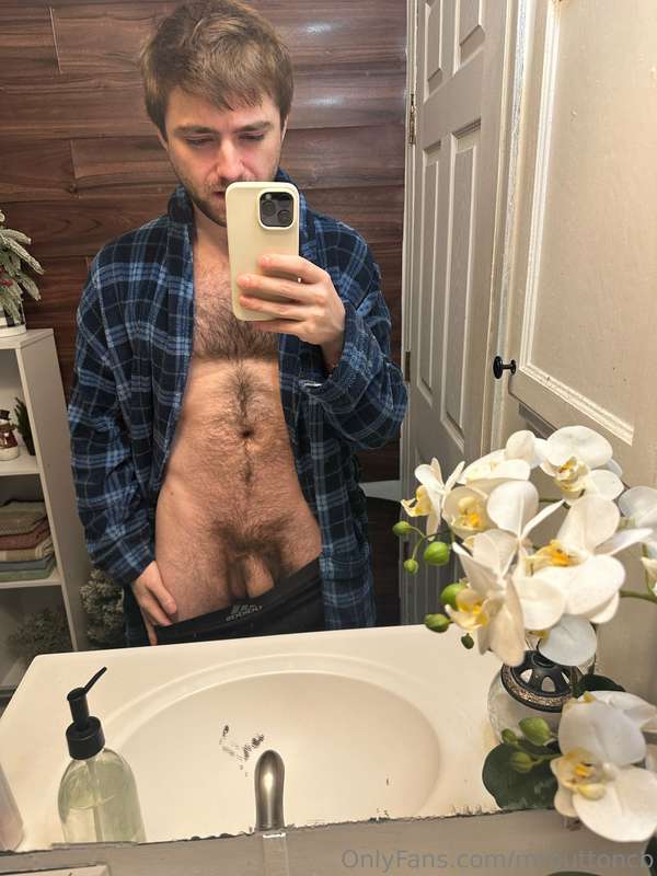 mrbuttoncb image #1