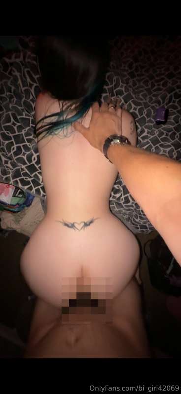 Bi_girl42069