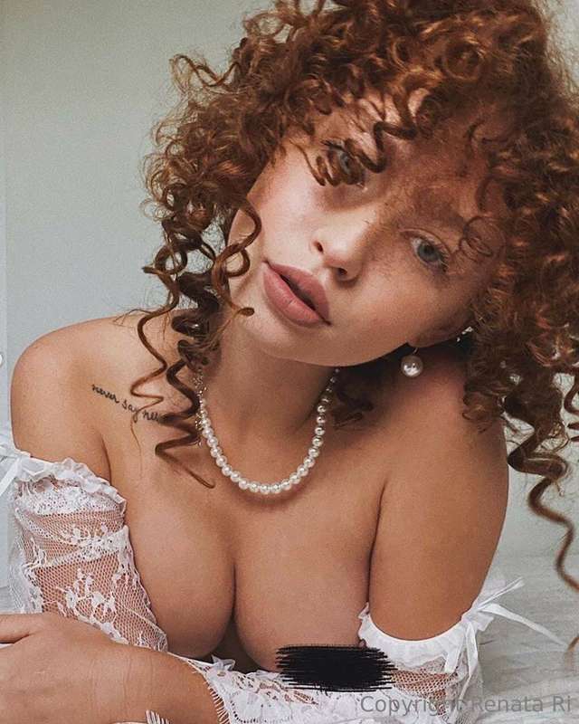 curly hair ;))