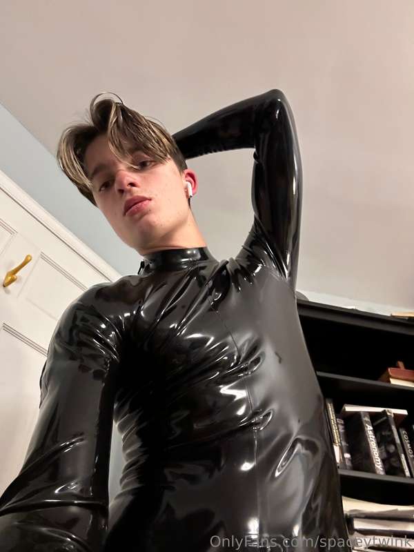 spaceytwink