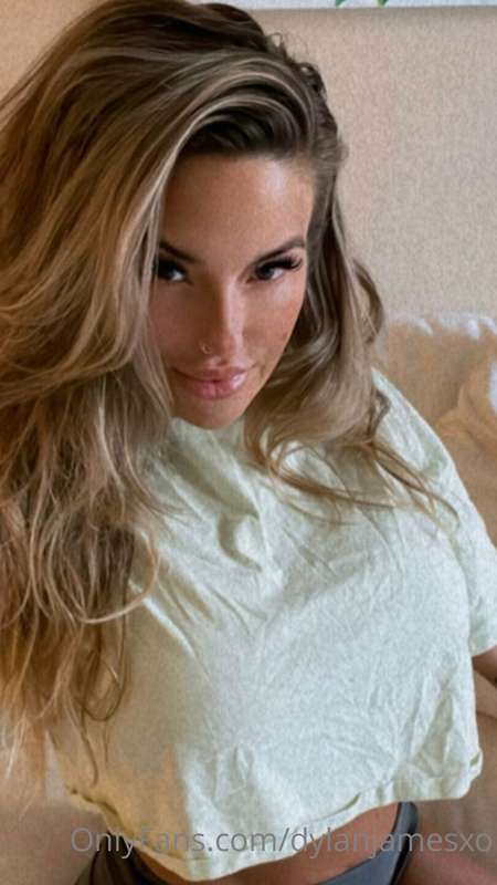 It’s titty Tuesday come play with these titties