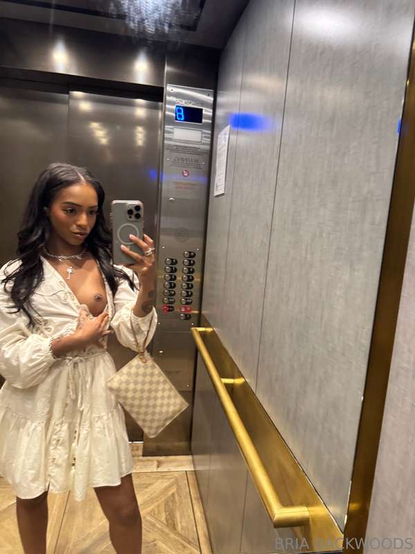 naughty in the elevator 😋