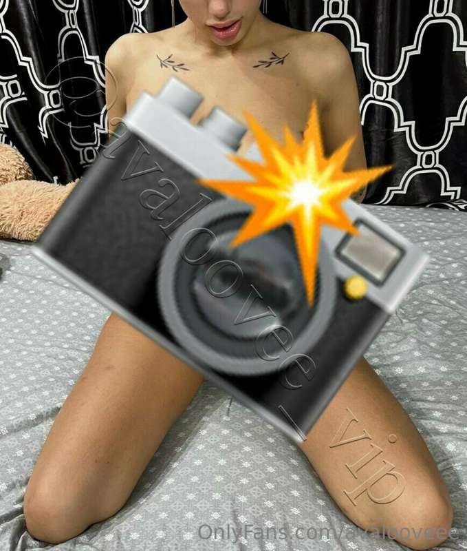 Tits out for the boys..more like tits out for myself because..