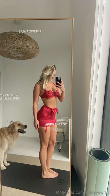 kelseyswrld photo