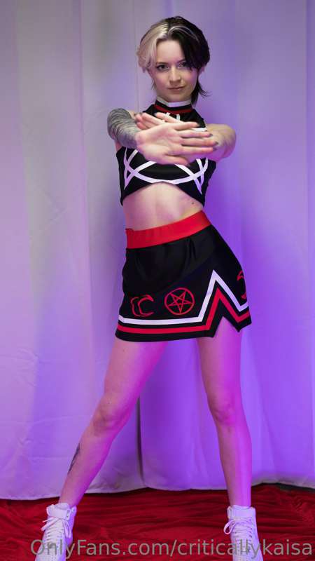 criticallykaisa image #1