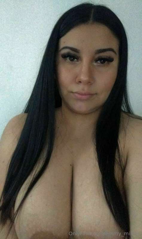 ## @brunettelinda @brunettelinda

## 𝗔𝗡𝗗 𝗧𝗛𝗜𝗦 𝗜𝗦 𝗠𝗬 𝗫𝗫𝗫 𝗦𝗜𝗗𝗘..