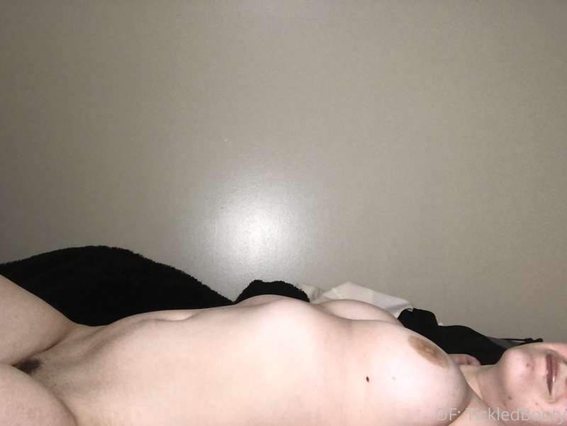 tickledbooty image #7