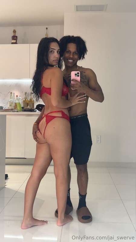 30 min Tape with Jayme Rivera I walked in about to ask if sh..