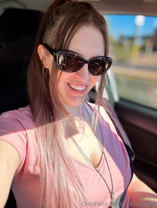 Headed out to Sunday brunch with a small group of friends! W..