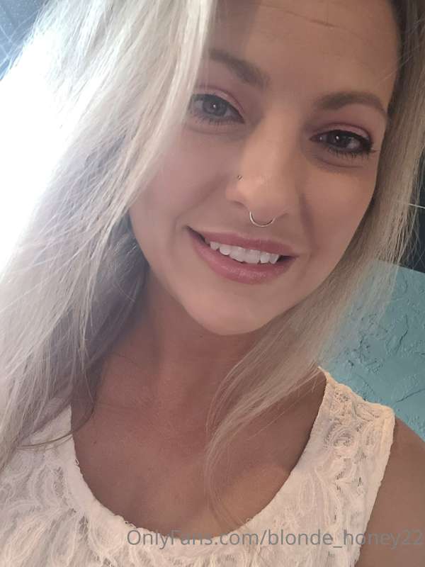 blonde_honey22
