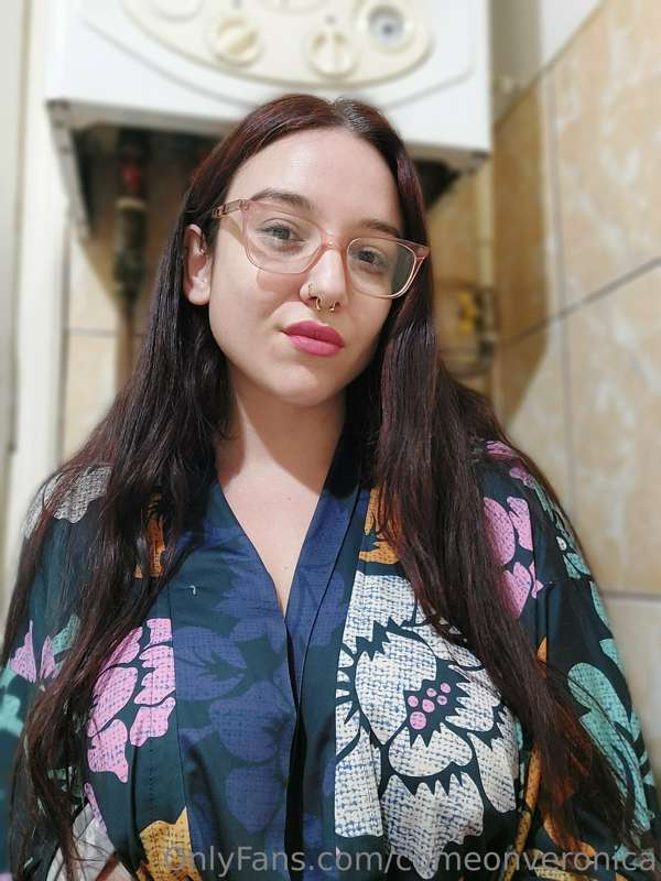 comeonveronica