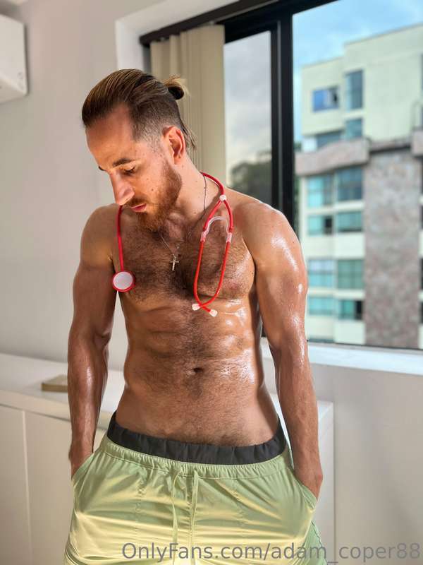 🚨🚨 do u wanna play with the doctor?