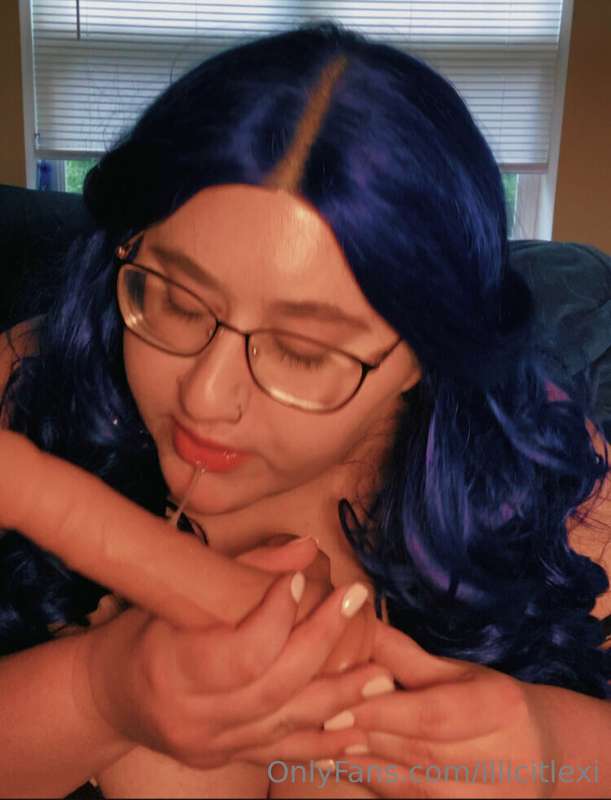 Slobber on the dick🤤