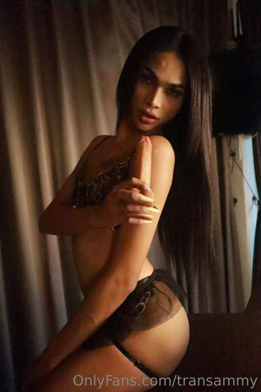 Dark, hot and sexy 🥵