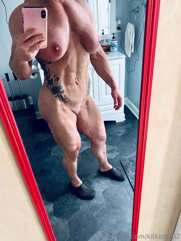 Love taking nudes first thing in the morning. But I have sle..