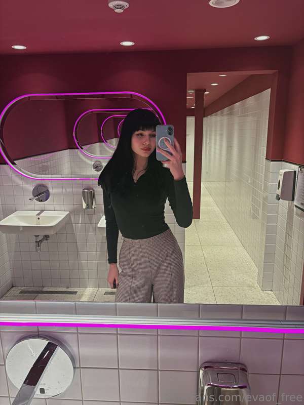 yanova_free