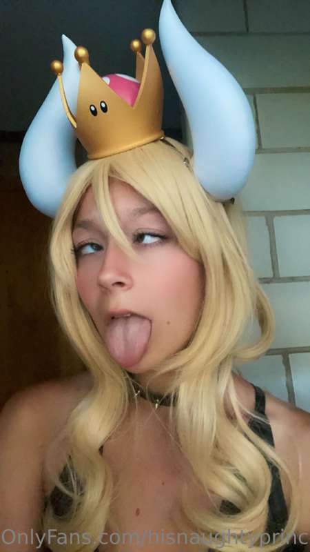 hisnaughtyprincess photo