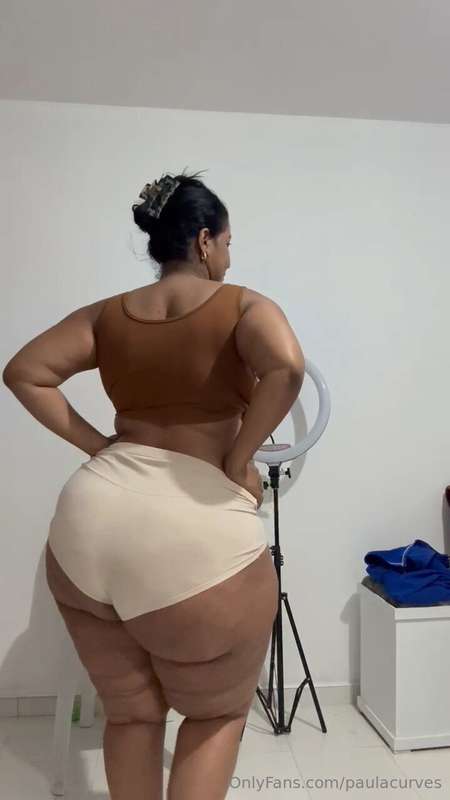Want to see my naughtier side? Give me a hint of what you wa..