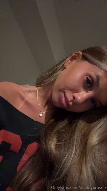 This selfie’s better than your dreams 😘