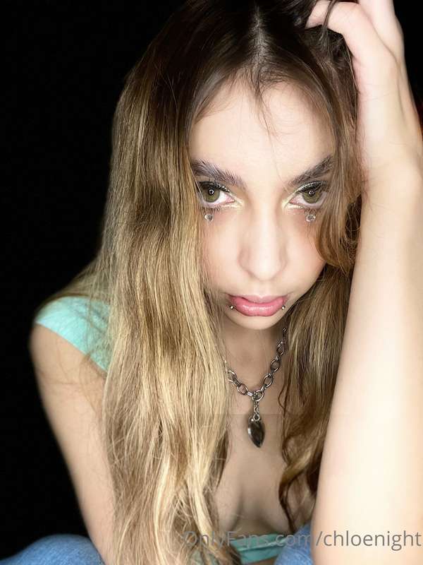 chloenight image #5
