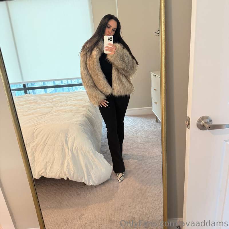 Foto 447 de Ava Addams no Tocromo