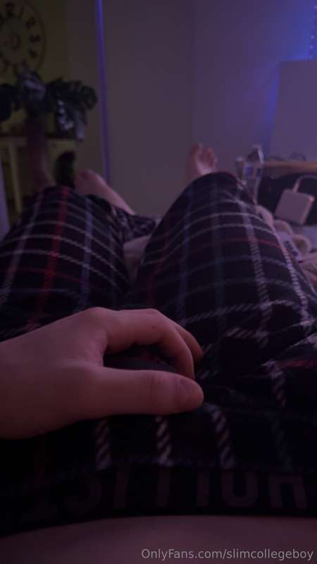 slimcollegeboy