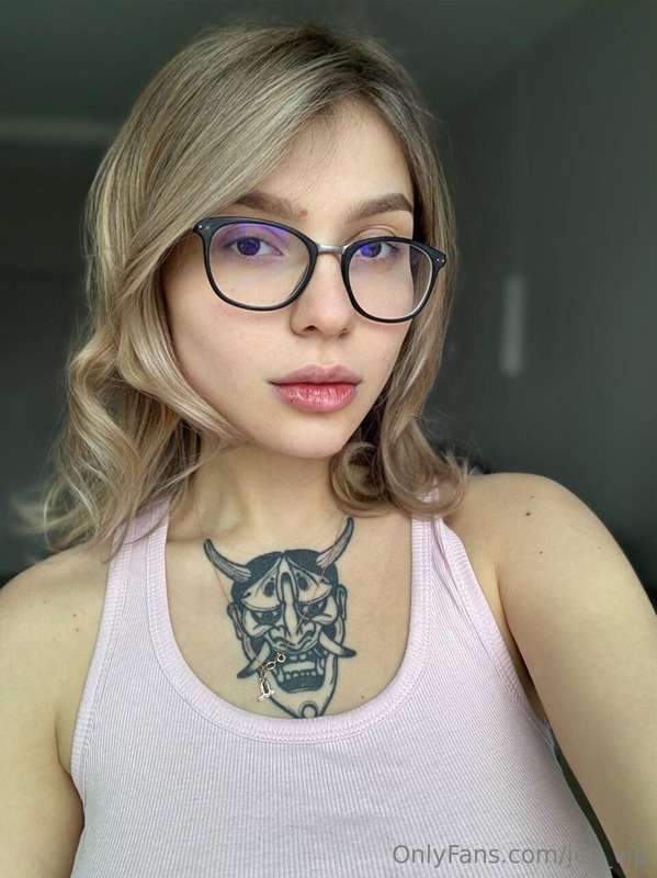  hey babes! thanks for hanging with me :)i think we should g..