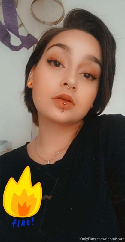 naomistarr