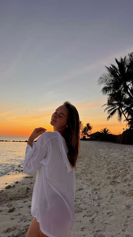 alexxa_lives