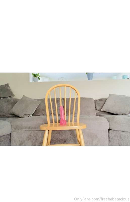 Don’t you wanna see me sit on this?