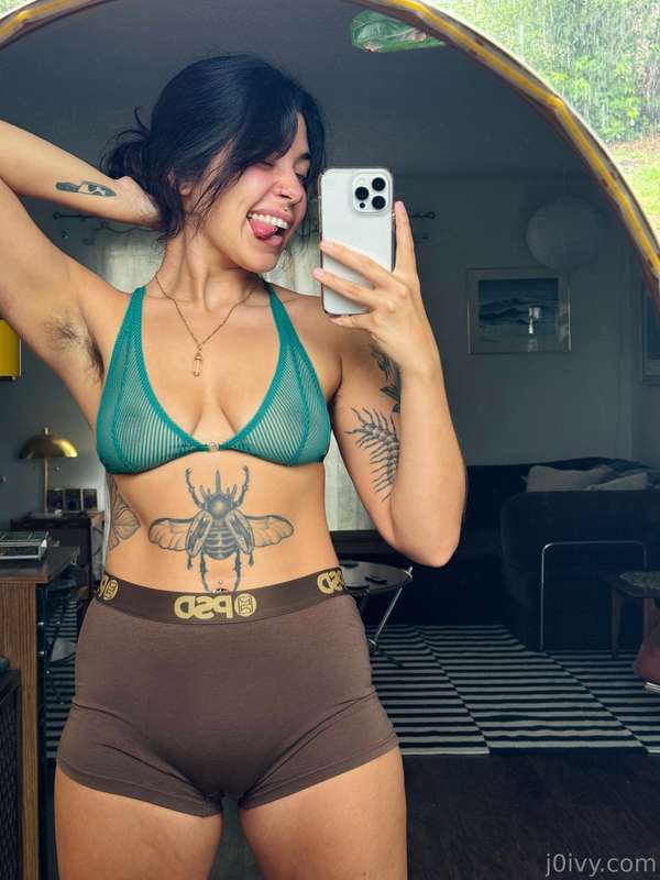 this tongue can do a few tricks ;) wanna see?