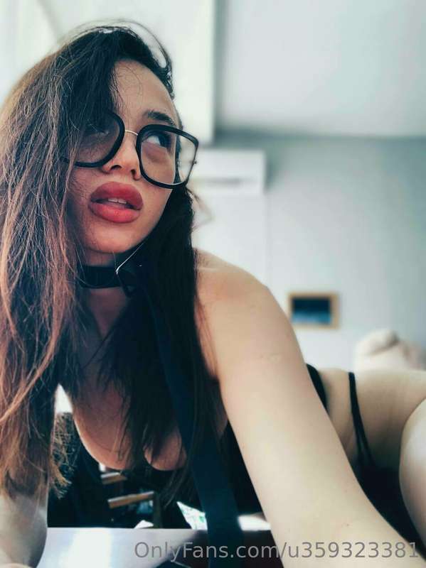 do you liek sexting or video call?