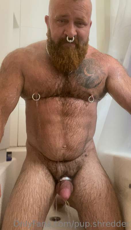 Time for a hot shower🚿