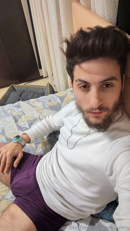 Amcıkları hazırlayın kızlarım 😈👅Get the pussies ready, girls..