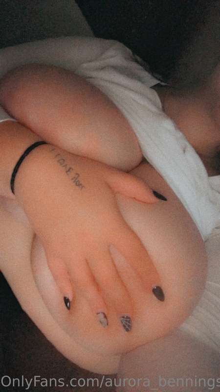 Just some quick little snaps before going into work 😘
