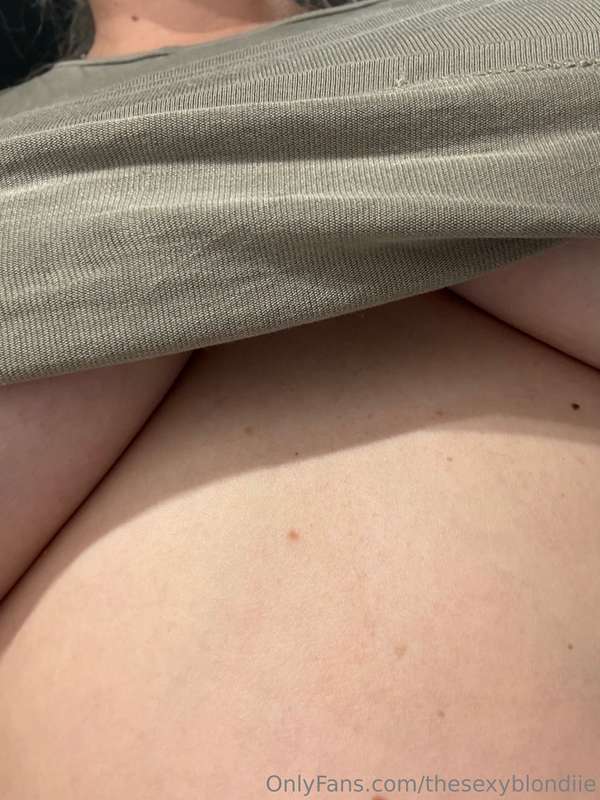 thesexyblondiie